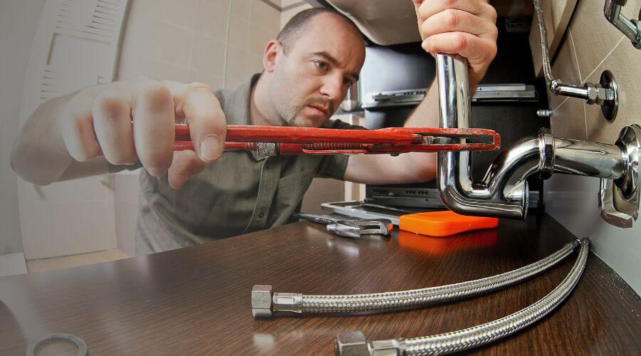 Professional emergency plumbing in Ford, KS